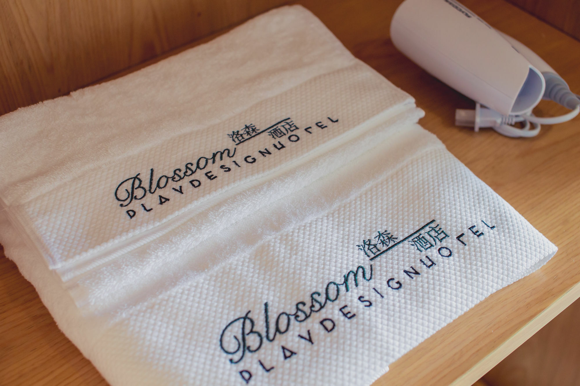 Blossom Play&Design Hotel Kunming Exterior photo